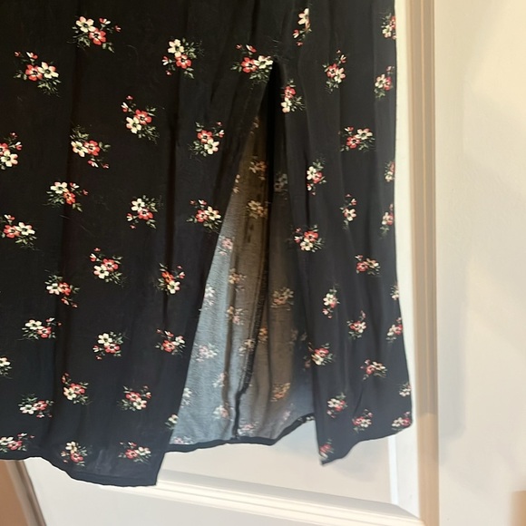 Aeropostale Black Floral Dress - Picture 4 of 5